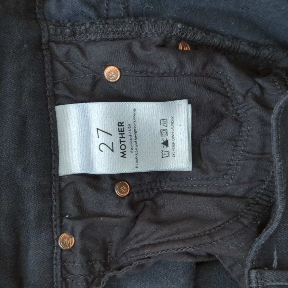 MOTHER Black Cropped Jeans - Picture 7 of 8